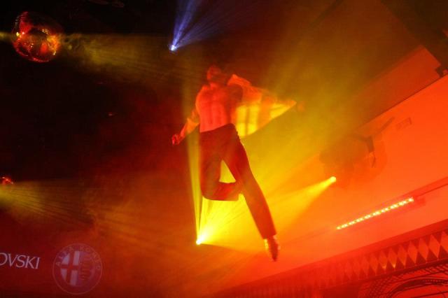 574928_841804761360_1309973274_n