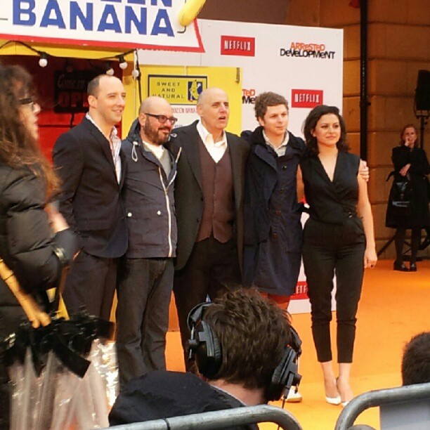 268865_864080410780_95274654_n