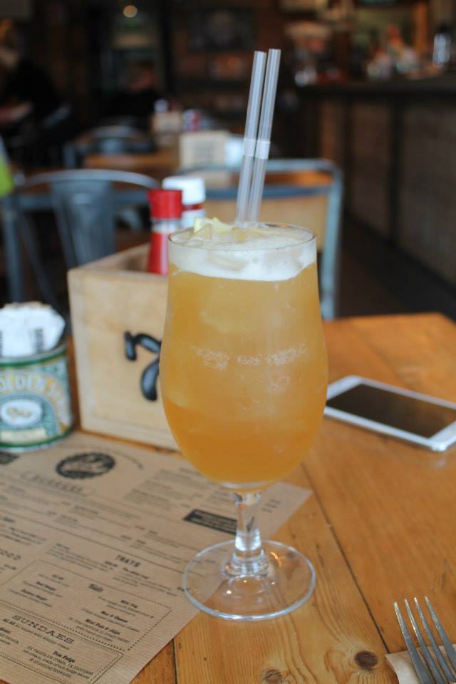 1006336_923762557280_129551955_n