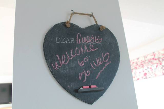 1235352_923011881640_1036905391_n