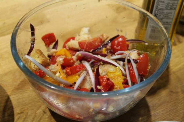 1380463_923760710980_1070745968_n