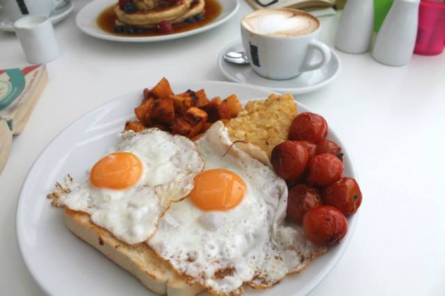 1391634_925305585040_767402164_n